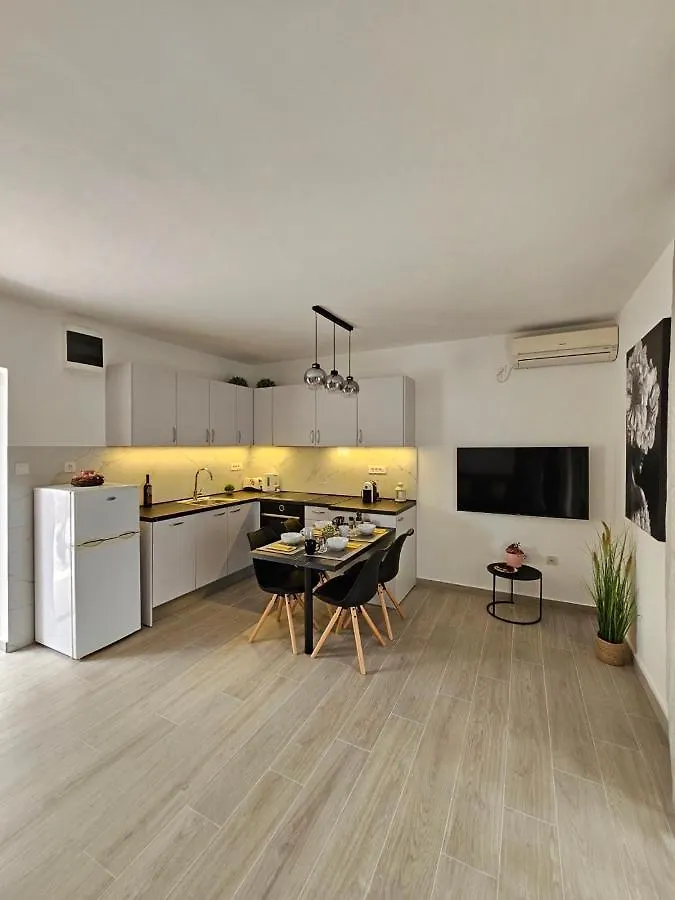 Ferienwohnung Jandom Malinska 0*,  Kroatien